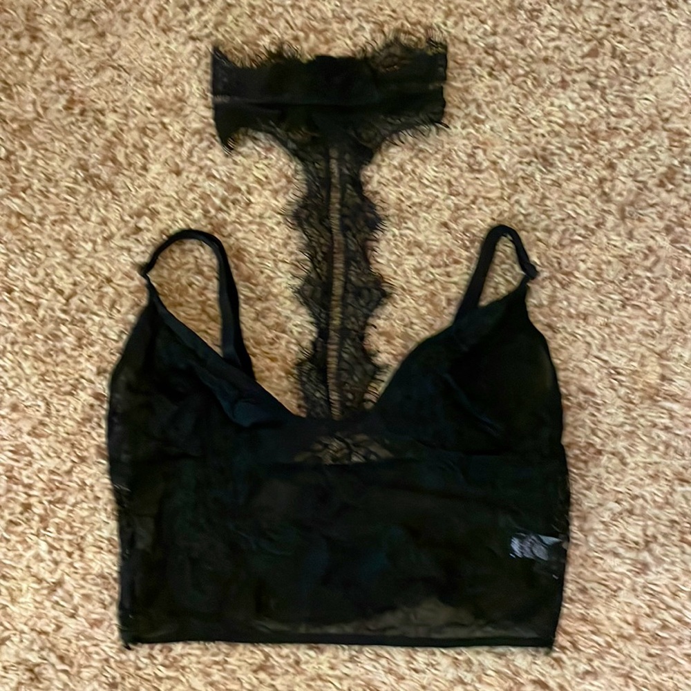 Women’s Black Lace Bralette with Adjustable Neck Strap Size S